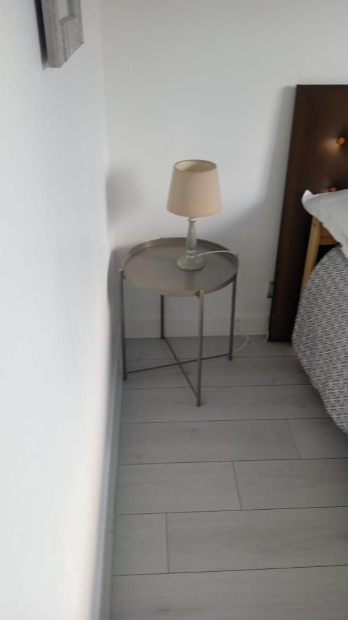 Chez Lisa & Olivier Apartment อติส-มงส์ ภายนอก รูปภาพ