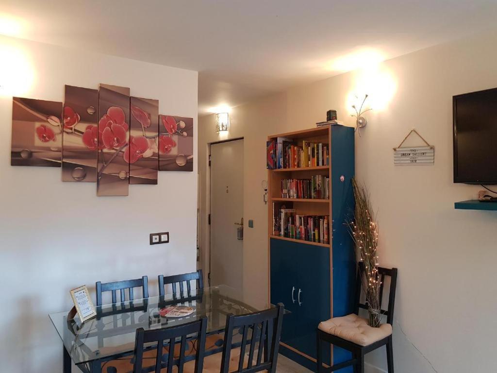 Chez Lisa & Olivier Apartment อติส-มงส์ ภายนอก รูปภาพ