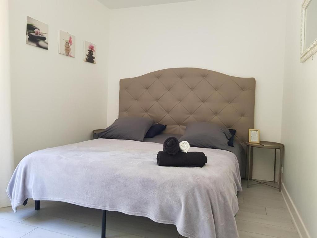 Chez Lisa & Olivier Apartment อติส-มงส์ ภายนอก รูปภาพ